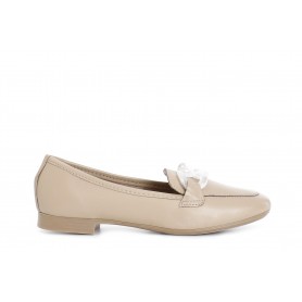 MOCASSINO IN PELLE CON CATENA